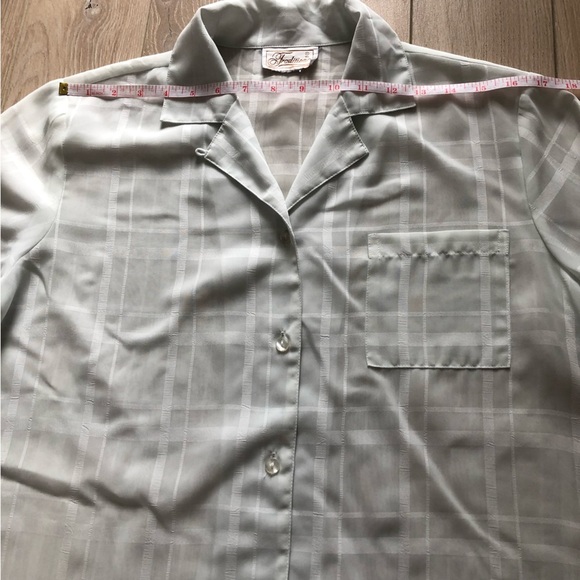 Vintage Tradition White Chiffon Blouse - Picture 2 of 10